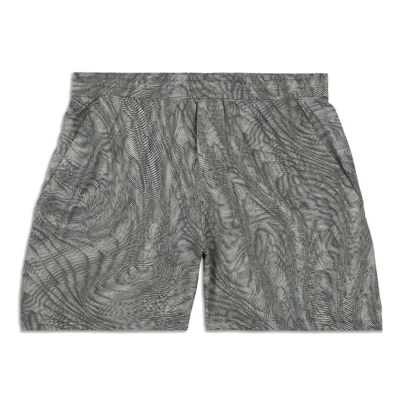 Pace Breaker Linerless Short